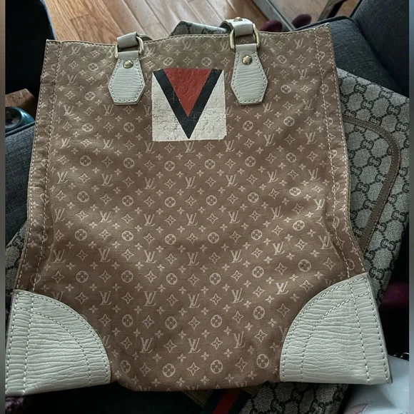 Louis Vuitton Rare runway EUC Monogram Lin tote - Picture 6 of 7